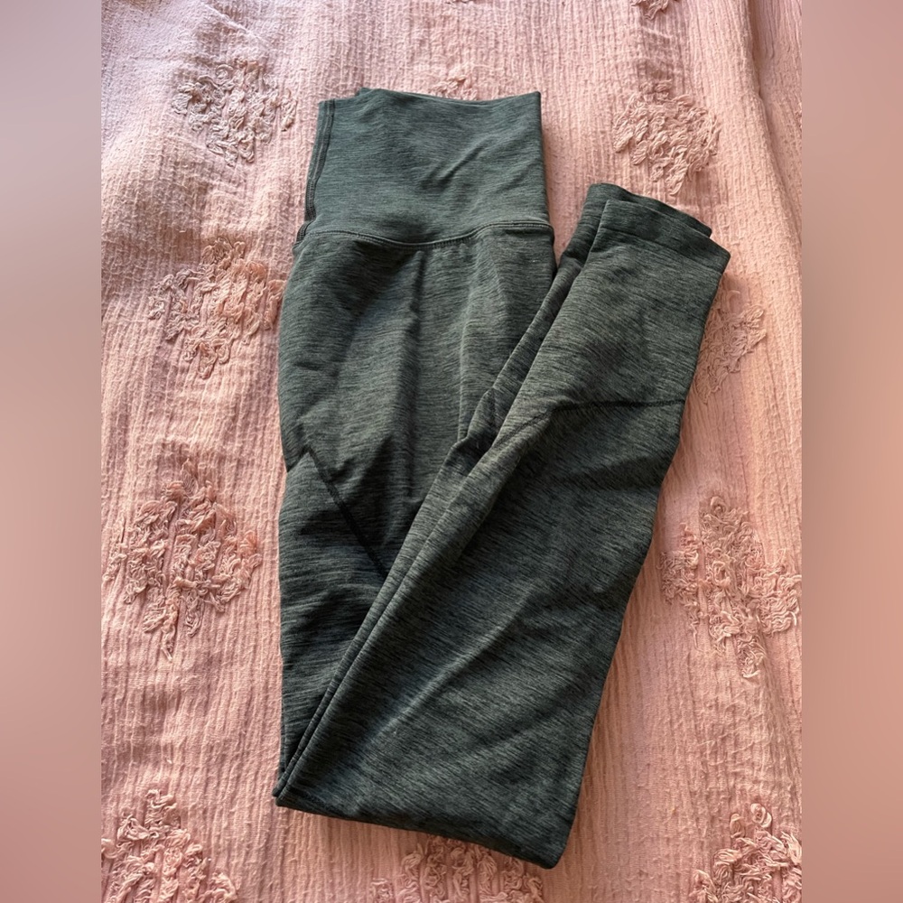 Alphalete Leggings